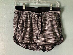 Riboom athletic black & white shorts size small